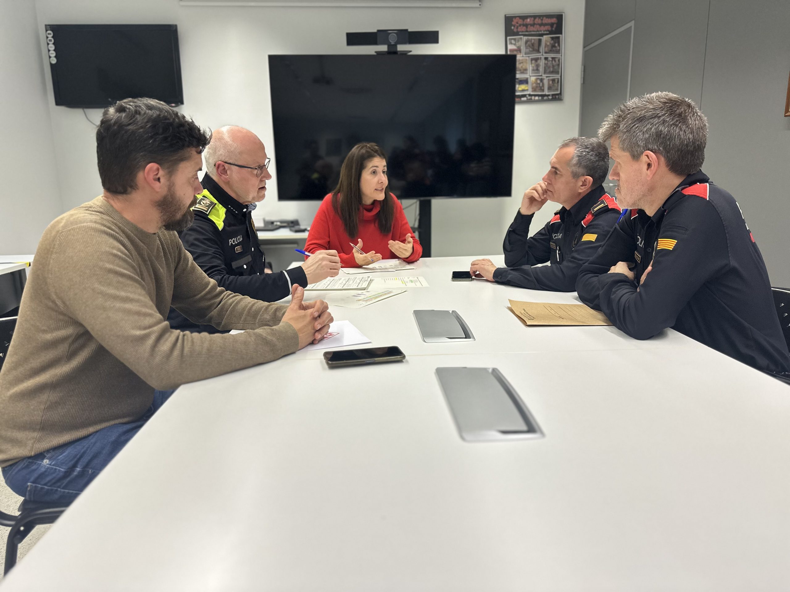 Guàrdia Urbana i Mossos incrementaran la presència policial a la plaça  Josep Solans - ASSOCIACIÓ DE VOLUNTARIS PROTECCIÓ CIVIL DE LA CIUTAT DE  LLEIDA